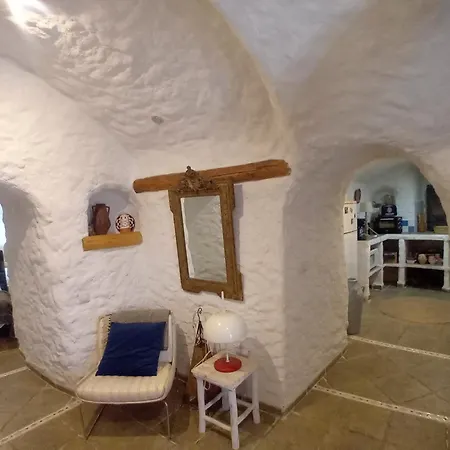 Cueva La Ermita Guadix